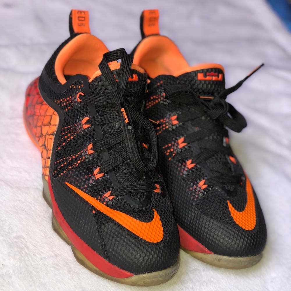 Nike Lebron 12 XII low GS boys